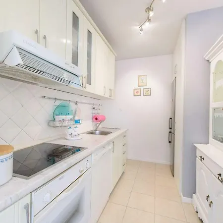 Comfortable And Stylish * Split