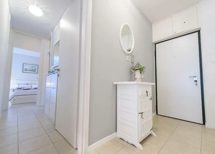 Comfortable And Stylish * ספליט