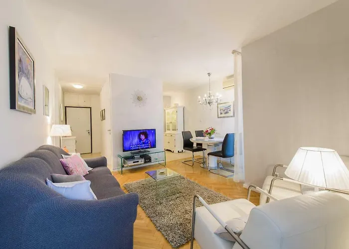 Apartamento Comfortable And Stylish Split